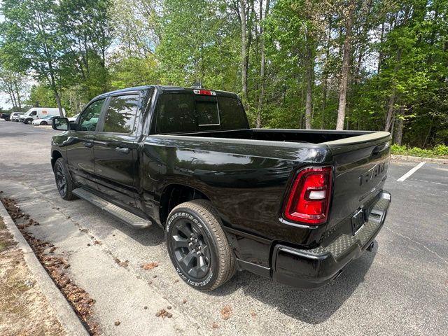 2026 Ram 1500 Express Crew Cab 4x4 5'7" Box