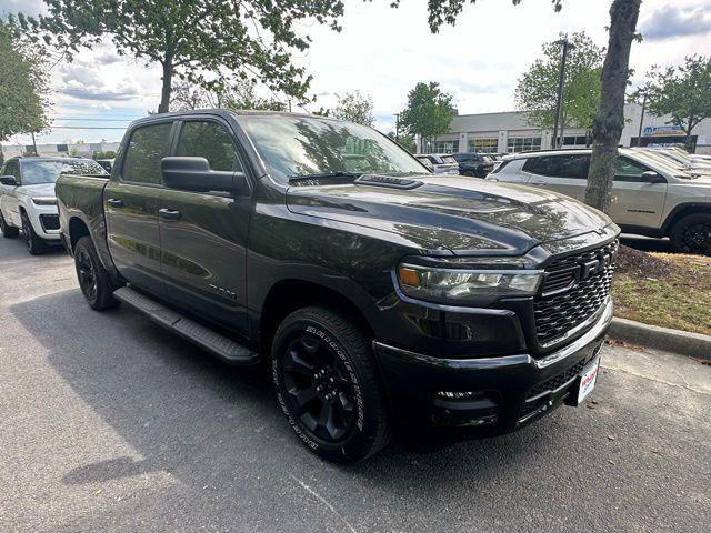 2026 Ram 1500 Express Crew Cab 4x4 5'7" Box
