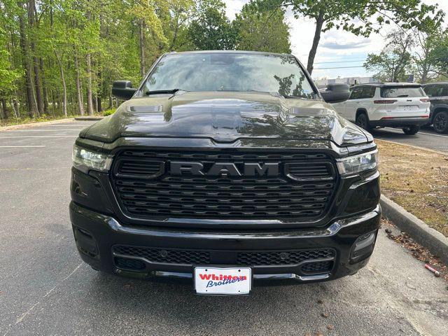 2026 Ram 1500 Express Crew Cab 4x4 5'7" Box
