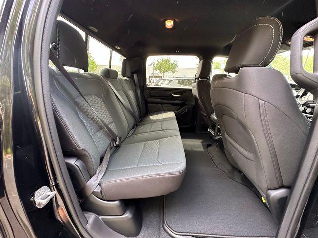 2026 Ram 1500 Express Crew Cab 4x4 5'7" Box
