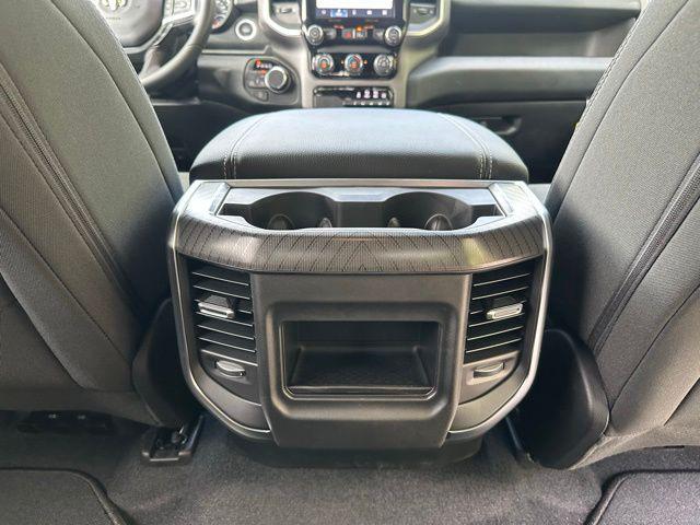 2026 Ram 1500 Express Crew Cab 4x4 5'7" Box