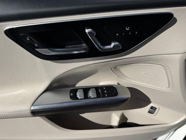 2025 Mercedes-Benz C-CLASS C 300 C 300