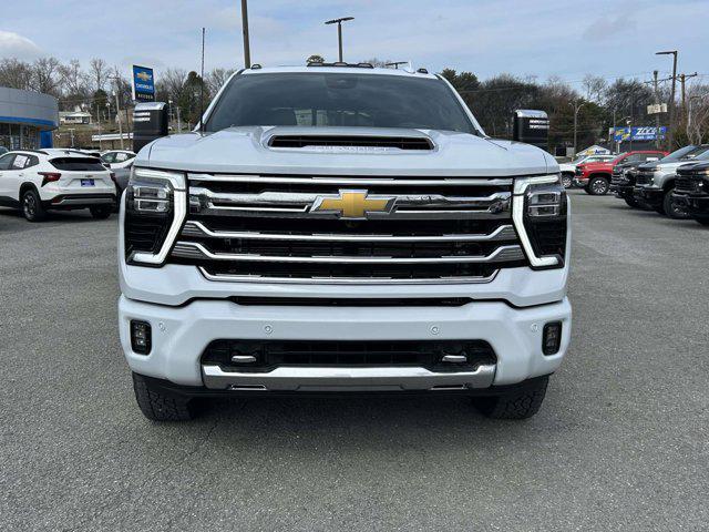 2026 Chevrolet Silverado 2500HD Crew Cab, Long Bed, High Country, 4WD