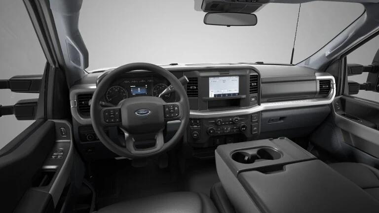 2026 Ford 600 XLT