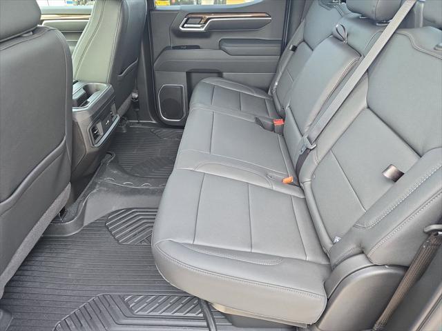 2026 Chevrolet Silverado 1500 4WD Crew Cab Standard Bed LT