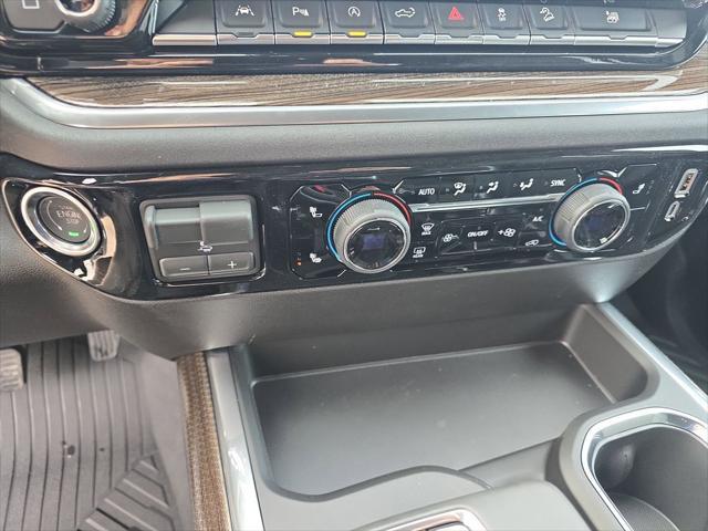2026 Chevrolet Silverado 1500 4WD Crew Cab Standard Bed LT