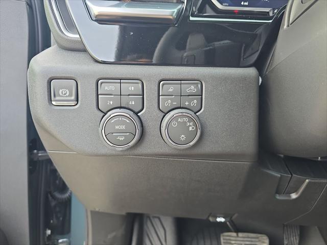 2026 Chevrolet Silverado 1500 4WD Crew Cab Standard Bed LT