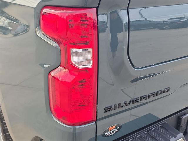 2026 Chevrolet Silverado 1500 4WD Crew Cab Standard Bed LT
