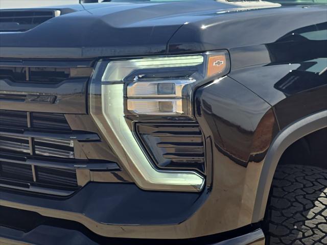 2026 Chevrolet Silverado 2500HD Crew Cab, Standard Bed, LT, 4WD