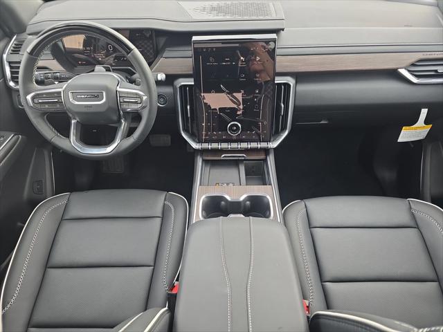 2026 GMC Acadia Denali FWD