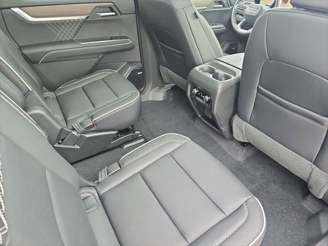 2026 GMC Acadia Denali FWD