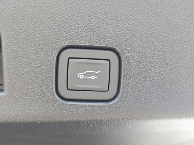 2026 GMC Acadia Denali FWD