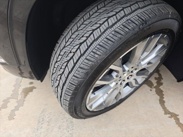2026 GMC Acadia Denali FWD