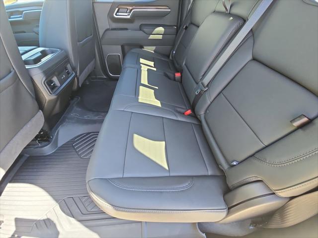 2026 Chevrolet Silverado 1500 4WD Crew Cab Standard Bed LT