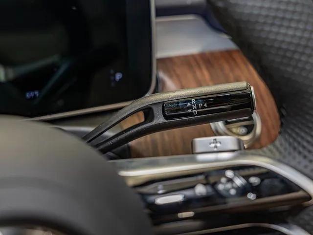 2026 Mercedes-Benz E-CLASS E 300 CLE 300