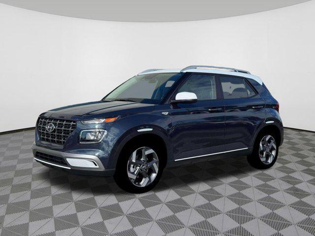 2026 Hyundai Venue SEL w/Two-Tone Roof