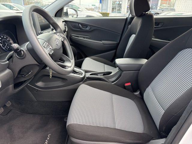2023 Hyundai Kona SE