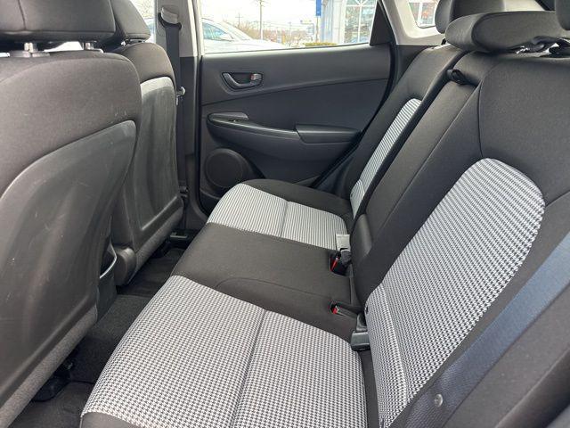 2023 Hyundai Kona SE