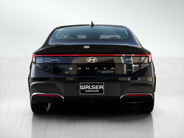 2026 Hyundai Sonata Hybrid Blue