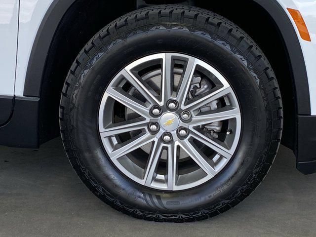 2023 Chevrolet Traverse FWD LT Cloth