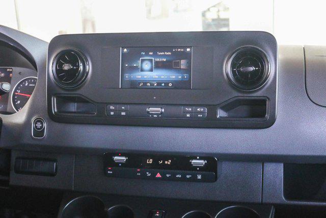 2023 Mercedes-Benz Sprinter 2500 Standard Roof 4-Cyl Diesel HO