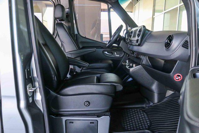 2023 Mercedes-Benz Sprinter 2500 Standard Roof 4-Cyl Diesel HO