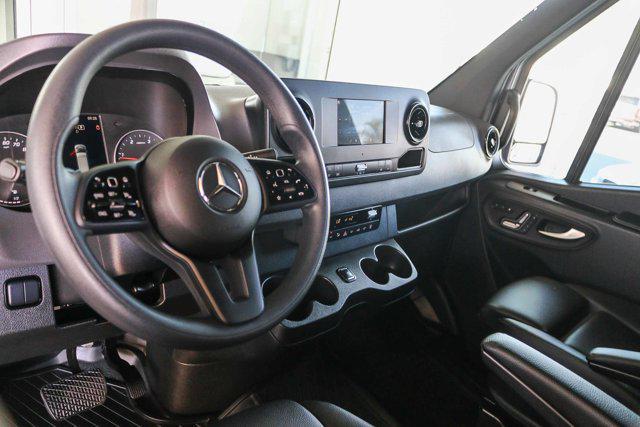 2023 Mercedes-Benz Sprinter 2500 Standard Roof 4-Cyl Diesel HO