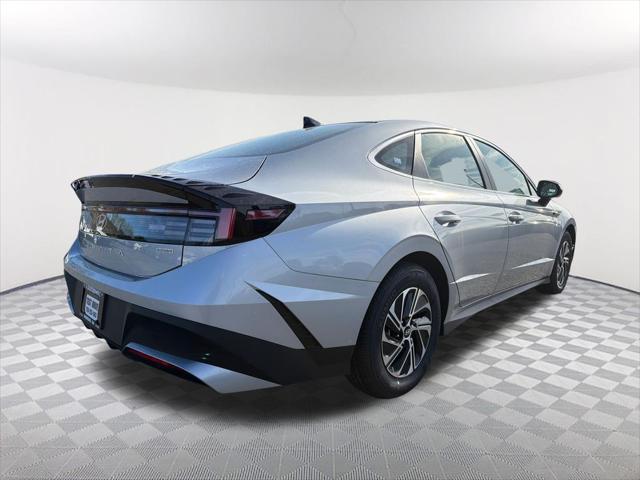 2026 Hyundai Sonata Hybrid Blue