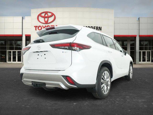 2026 Toyota Highlander Hybrid Platinum