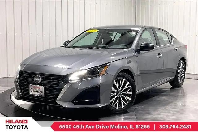 2025 Nissan Altima SV FWD for sale in Moline, IL
