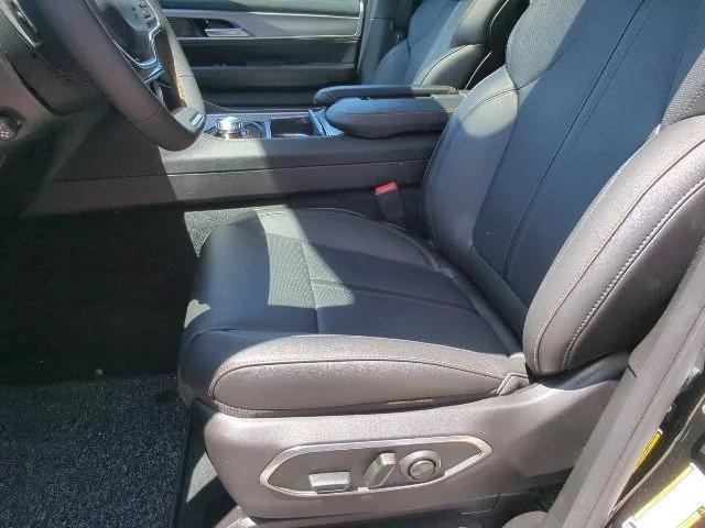 2026 Jeep Grand Wagoneer 4x4