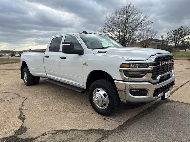 2026 Ram 3500 Tradesman Crew Cab 4x4 8' Box for sale in Paris , TX