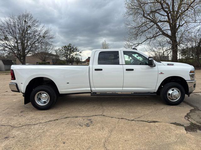 2026 Ram 3500 Tradesman Crew Cab 4x4 8' Box