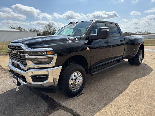 2026 Ram 3500 Tradesman Crew Cab 4x4 8' Box