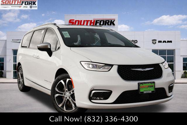 2026 Chrysler Pacifica Pinnacle for sale in Manvel, TX