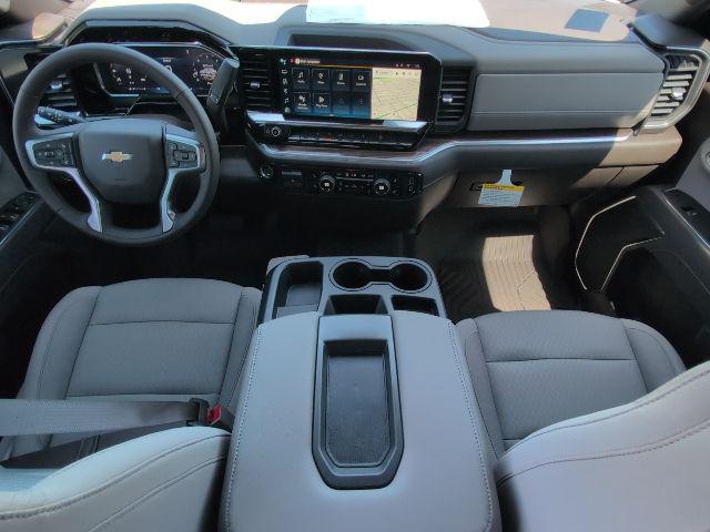 2026 Chevrolet Silverado 1500 4WD Crew Cab Standard Bed LT