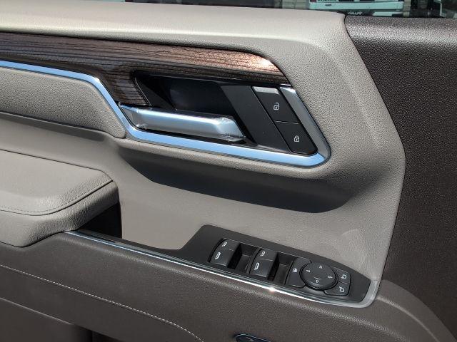 2026 Chevrolet Silverado 1500 4WD Crew Cab Standard Bed LT