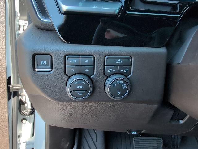 2026 Chevrolet Silverado 1500 4WD Crew Cab Standard Bed LT