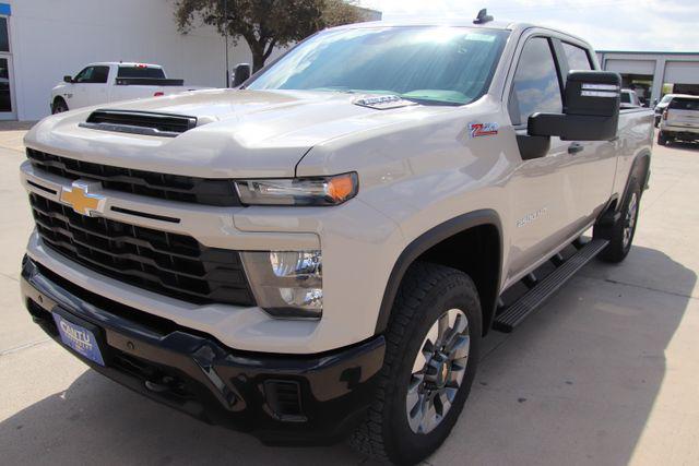 2026 Chevrolet Silverado 2500HD Crew Cab, Standard Bed, WT, 4WD