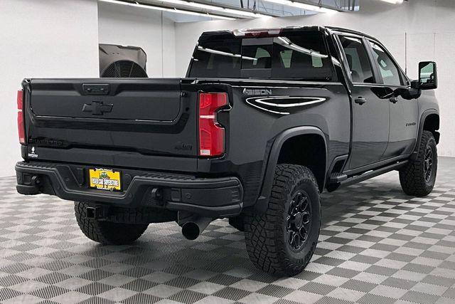 2025 Chevrolet Silverado 2500HD 4WD Crew Cab Standard Bed ZR2