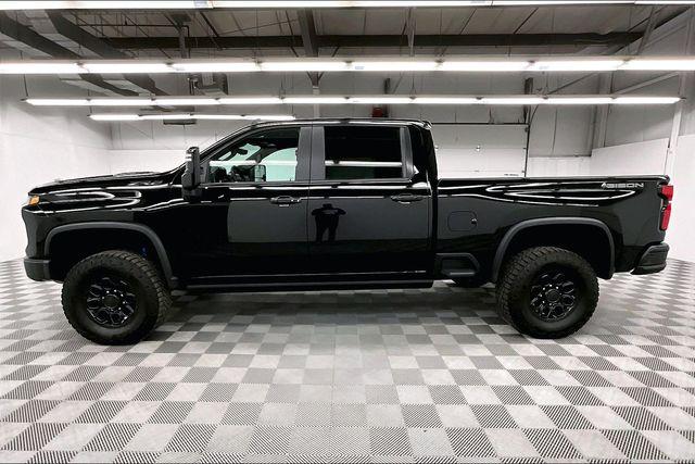 2025 Chevrolet Silverado 2500HD 4WD Crew Cab Standard Bed ZR2