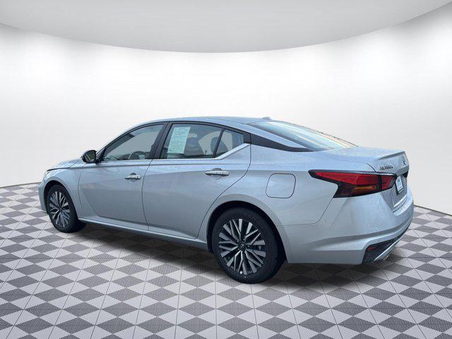 2024 Nissan Altima SV FWD