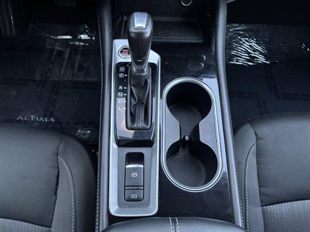 2024 Nissan Altima SV FWD