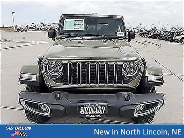 2026 Jeep Gladiator GLADIATOR SAHARA 4X4