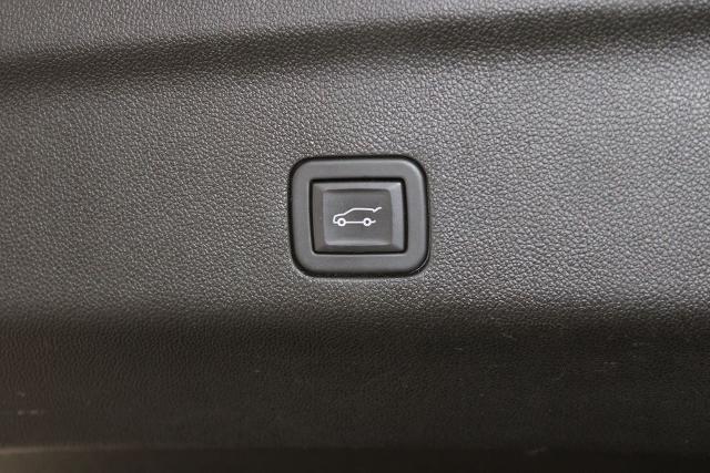 2024 GMC Yukon XL 2WD Denali