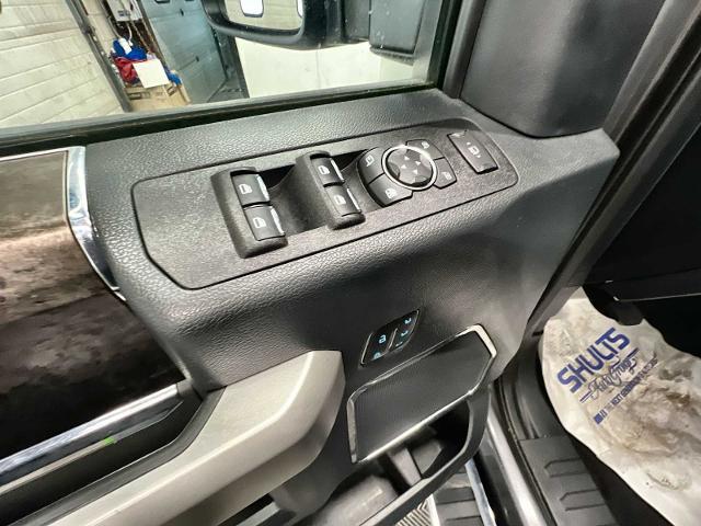 2022 Ford F-350 LARIAT