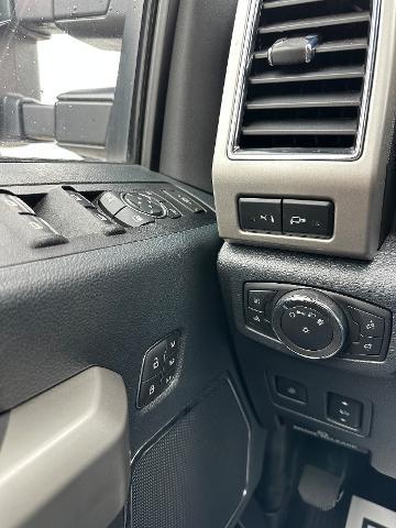 2022 Ford F-350 LARIAT