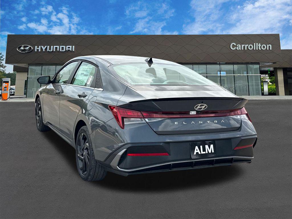 New 2026 Gray HYUNDAI SEL Sport Premium image 8