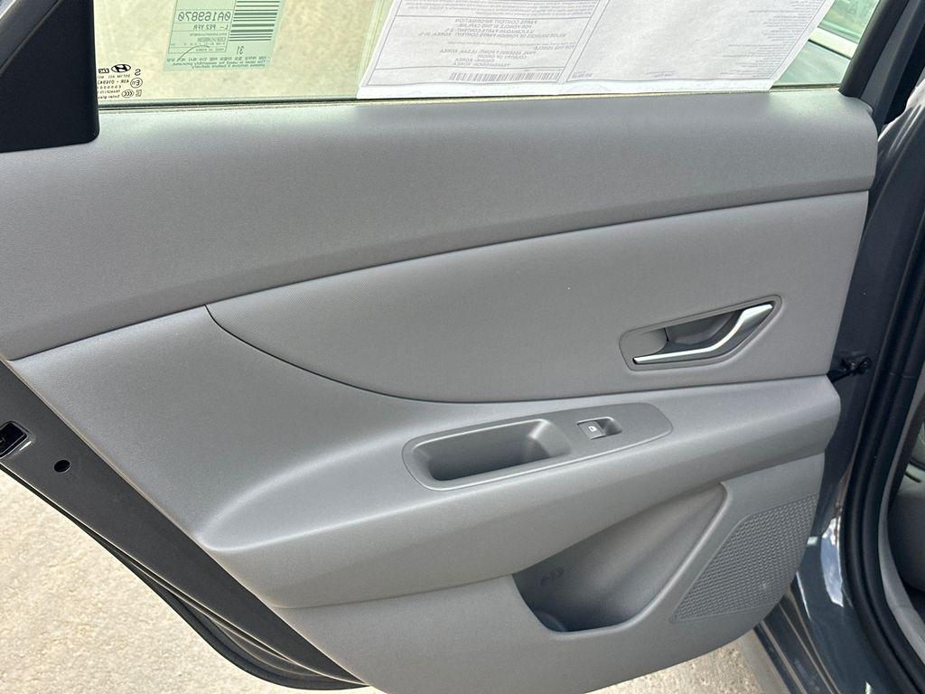 New 2026 Gray HYUNDAI SEL Sport Premium image 22