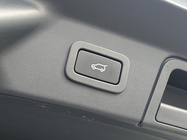 2021 Land Rover Range Rover Velar P250 R-Dynamic S